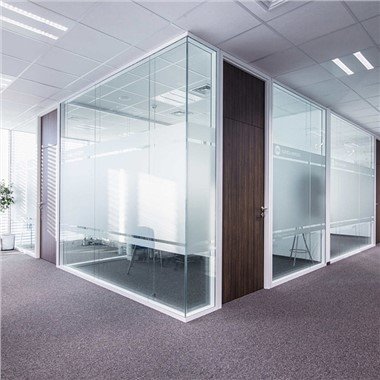 Innrammede glassvegger